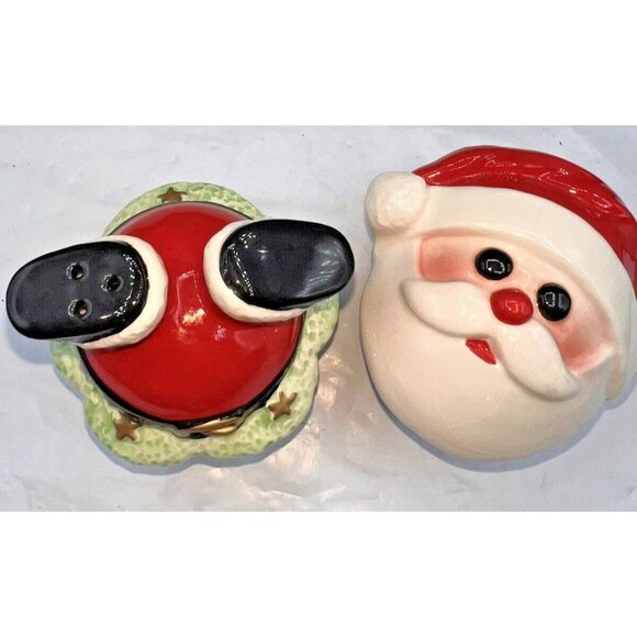 Appletree  Santa Claus Cupcake Ceramic Salt and Pepper Shaker Set Holiday Table - Picture 8 of 8